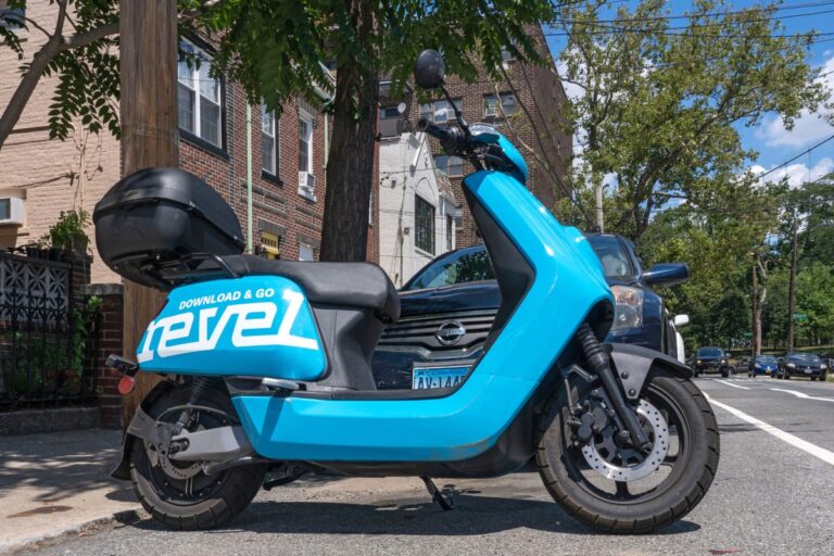 Revel ends moped sharing, focuses on EV charging and ride-hail | TechCrunch